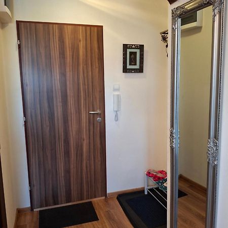 Krasny Podkrovny 3-Izbovy Byt V Sirsom Centre Breza Martin Dış mekan fotoğraf